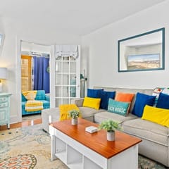3BR Charming Beach Cottage | North End OC