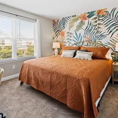 3BR Palm Bliss | Quiet AC North End + Backyard!