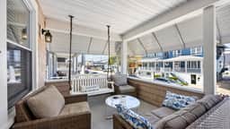 Sleeps 16 All Redone w Yard 1 block to Beach - Image 4