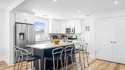 Newly Renovated 3br 2ba Rancher w Patio & Parking - Image 2