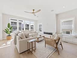 PURE LUXE Beach Block 5br Mansion - Image 2