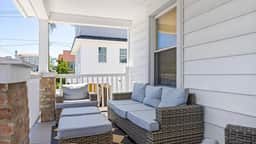 Spacious OC 5br + Den Steps to Beach and Boards - Image 2