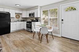 3BR Palm Bliss | Quiet AC North End + Backyard! - Image 5