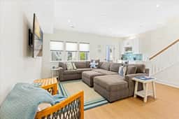 Coastal Comfort | 3BR Townhouse by Beach - Image 5