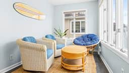 NEW 3br/2ba Beach Home 2.5 blks to Beach! - Image 2