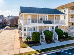 3BR - Heart of Wildwood | Steps to Beach + Parking - Image 5