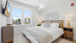 NEW Luxury Townhouse with Rooftop Deck - Image 4