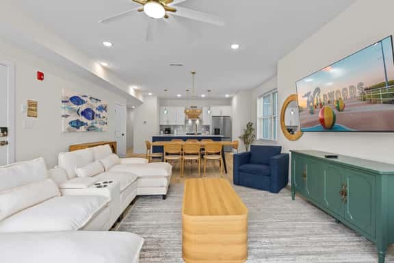 NEW Heart of Wildwood 3 bed/2ba w Rooftop Deck - Image 1