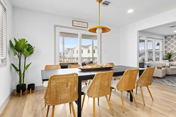 3BR Modern 2nd Floor Condo | Easy Walk to Beach! - Image 1