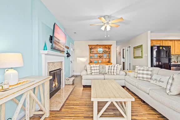 NEW 3BR - 2 Blocks OCNJ to Beach - Sleeps 10 - Image 1