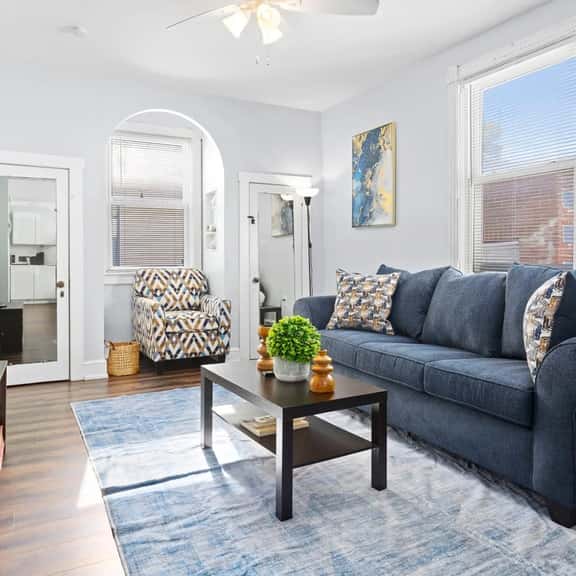 Cozy 1BR Beach Retreat - Walk to Beach w/ Parking - Image 1
