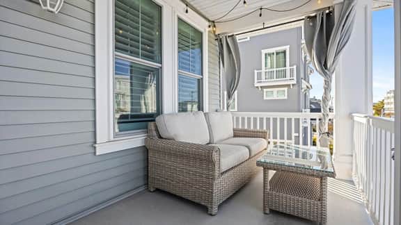 Luxurious Oceanside Retreat - 5BR Gem Downtown OCNJ - Image 2