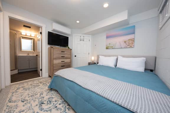 Ocean City Gem | Walk to Beach + Patio + Parking - Image 4