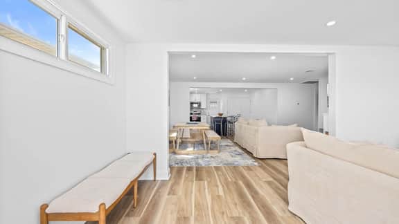 Newly Renovated 3br 2ba Rancher w Patio & Parking - Image 5