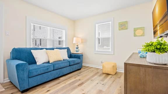 NEW! Modern 2BR Cottage in WW Crest - Sleeps 6 - Image 3