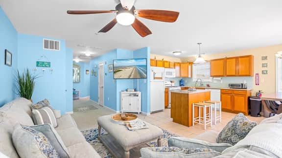 New 3br Family Beach Condo - Sleeps 9 - Image 3