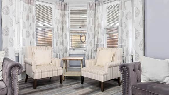 10BR WW Victorian Beach House - Sleeps 30! - Image 5