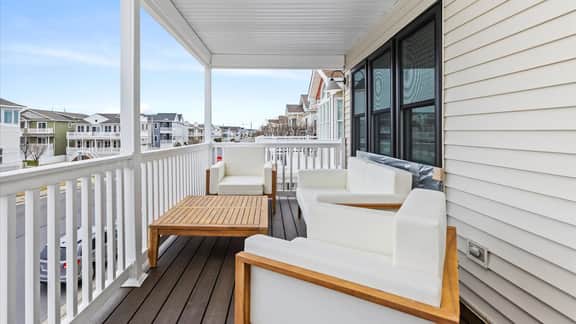 3BR Modern 2nd Floor Condo | Easy Walk to Beach! - Image 3
