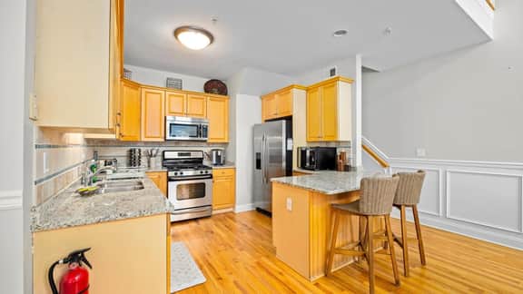 3BR Seaside Haven - Beach Block Home w/ Parking - Image 4