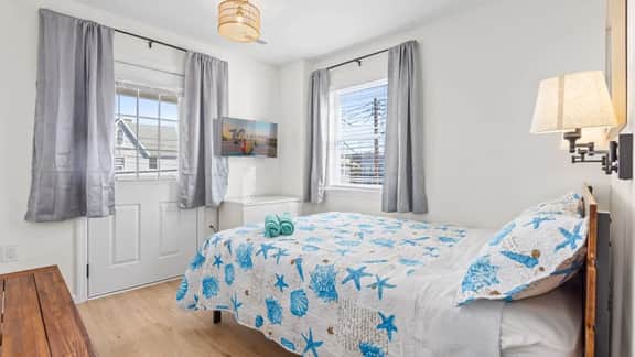 3BR - Heart of Wildwood | Steps to Beach + Parking - Image 2