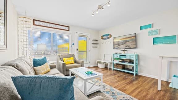 1BR Oceanside Getaway: Beach, Pool & Views! - Image 1