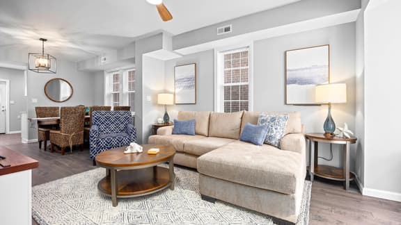 3br Newly Renovated Beach House Sleeps 10 - Image 1