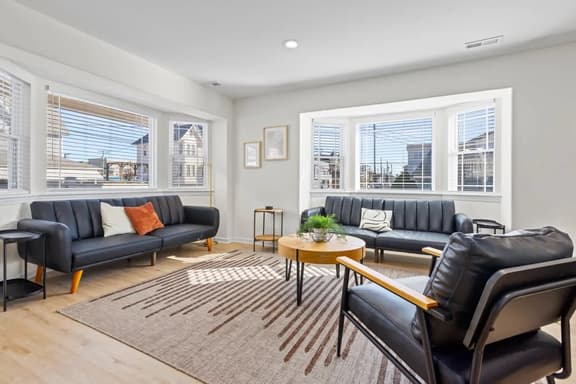 3BR - Heart of Wildwood | Steps to Beach + Parking - Image 1